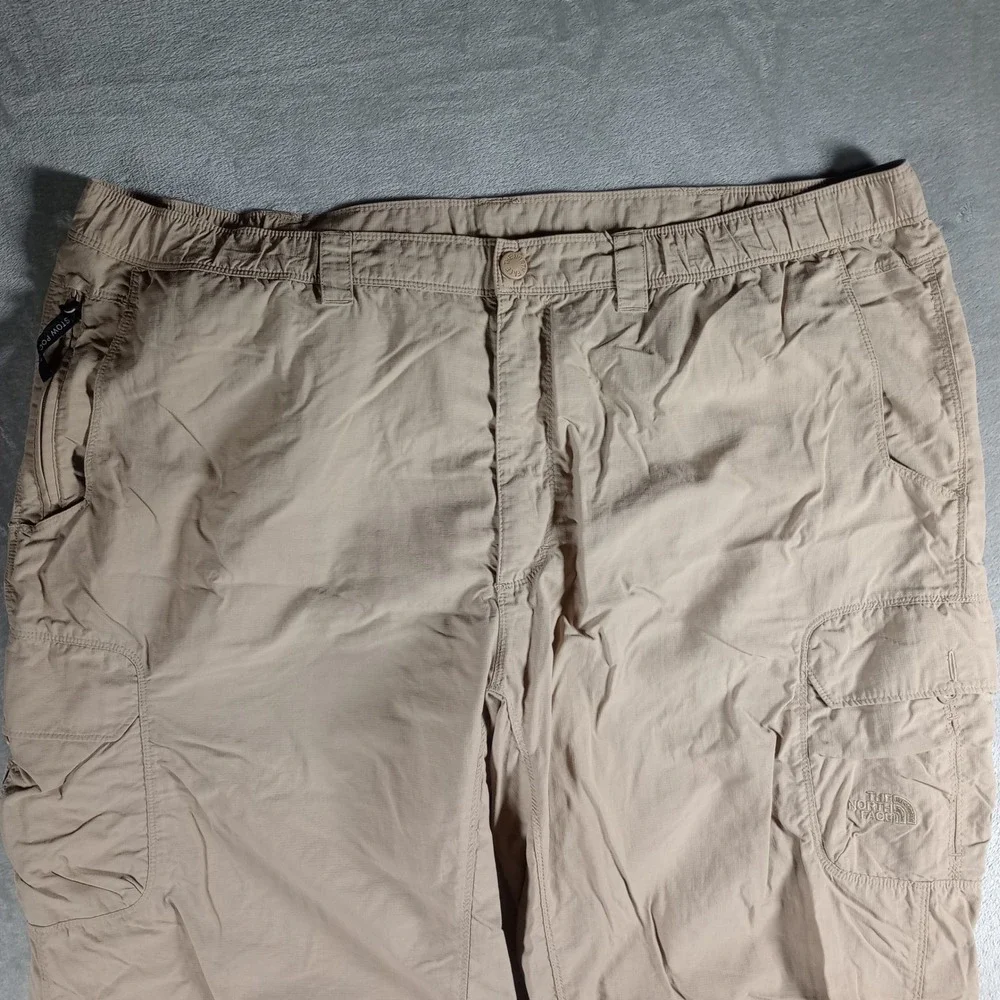 The North Face Cargo Pants Mens XXL Tan Nylon Hiking Outdoor Gorpcore Utility